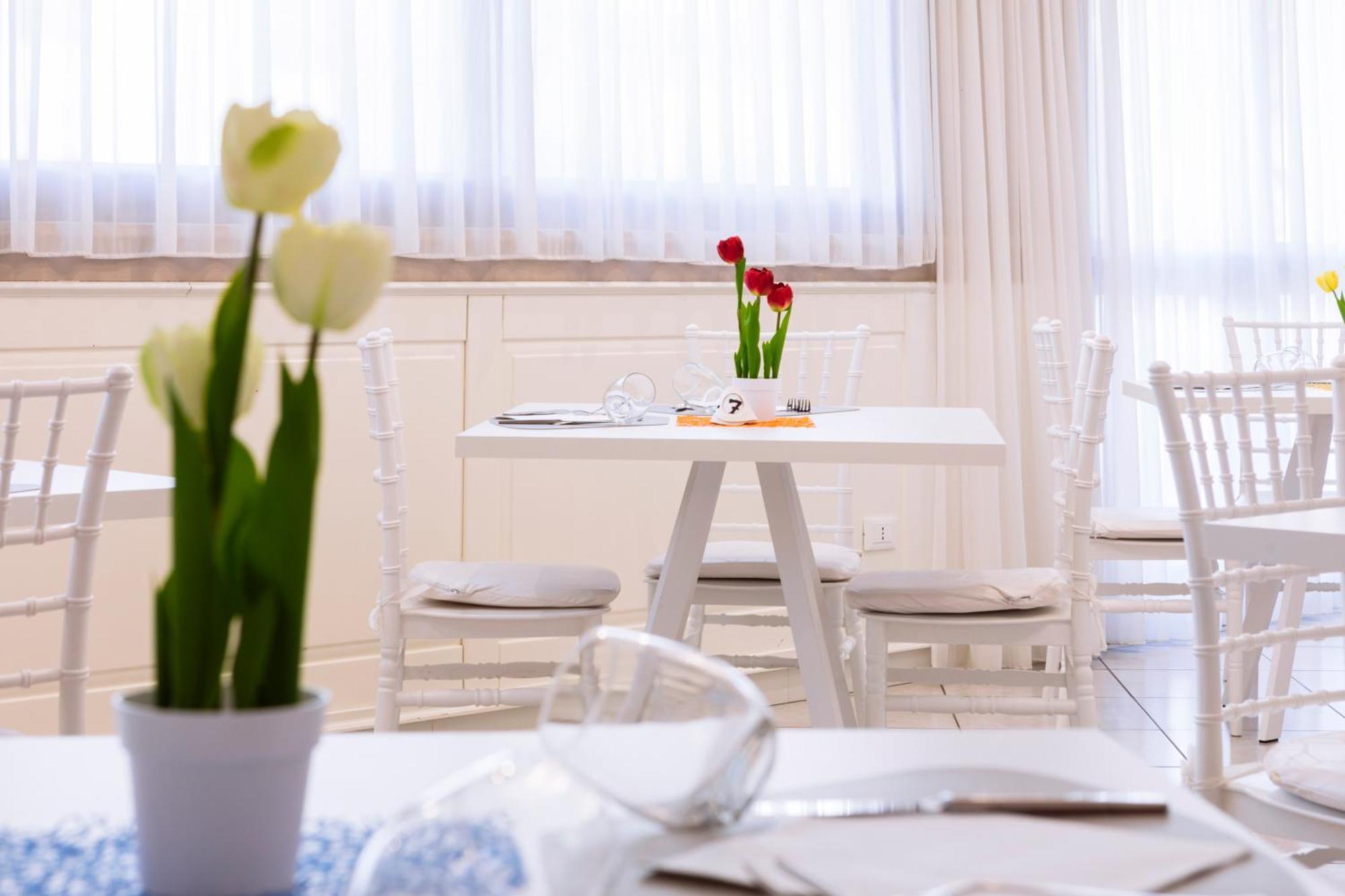 Hotel Leon - Ristorante Al Cavallino Rosso Σαν Τζιοβάνι Ροτόντο Εξωτερικό φωτογραφία