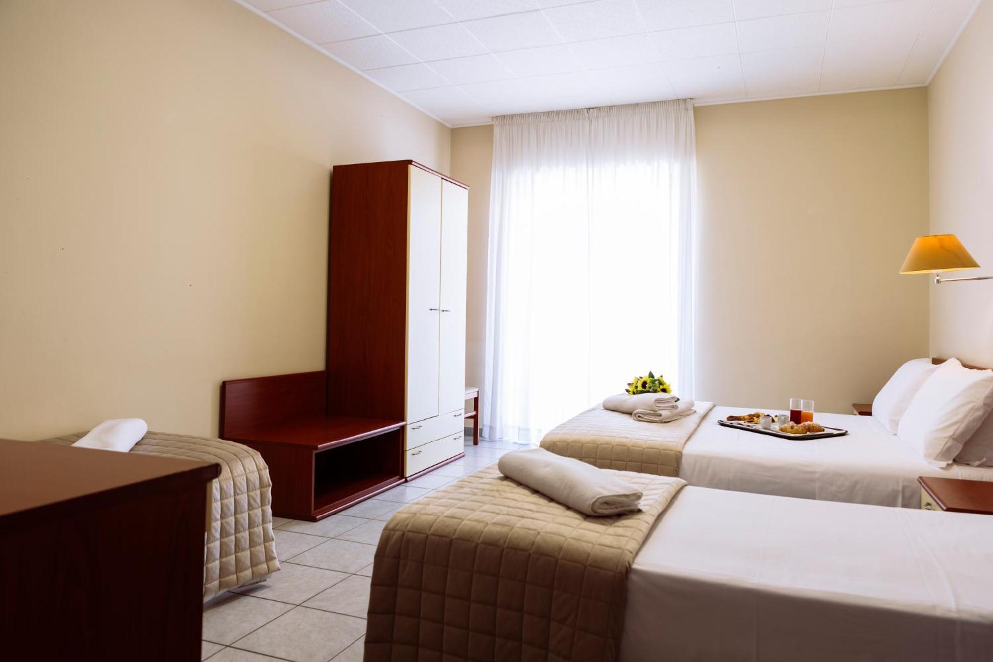 Hotel Leon - Ristorante Al Cavallino Rosso Σαν Τζιοβάνι Ροτόντο Εξωτερικό φωτογραφία