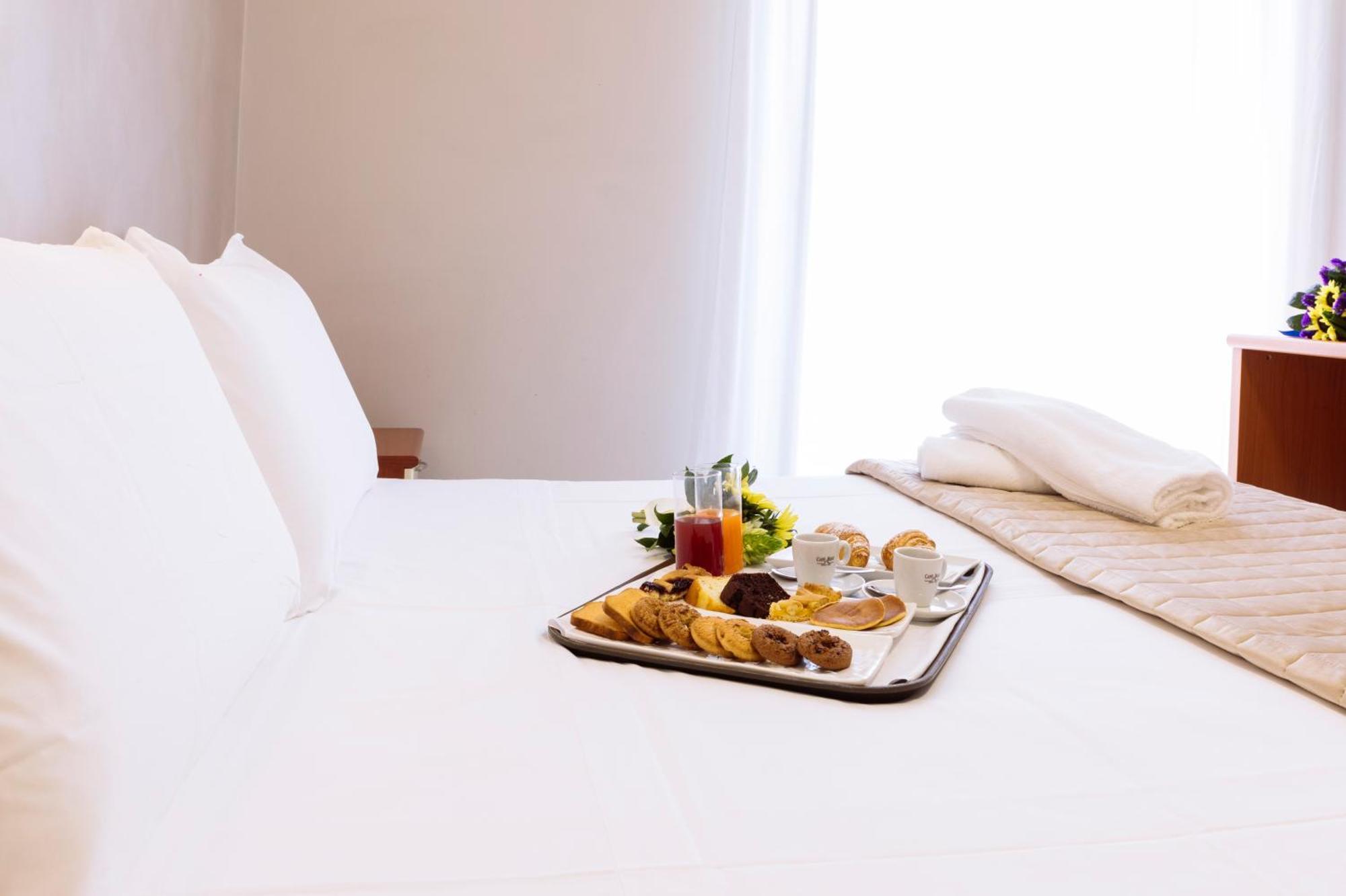Hotel Leon - Ristorante Al Cavallino Rosso Σαν Τζιοβάνι Ροτόντο Εξωτερικό φωτογραφία